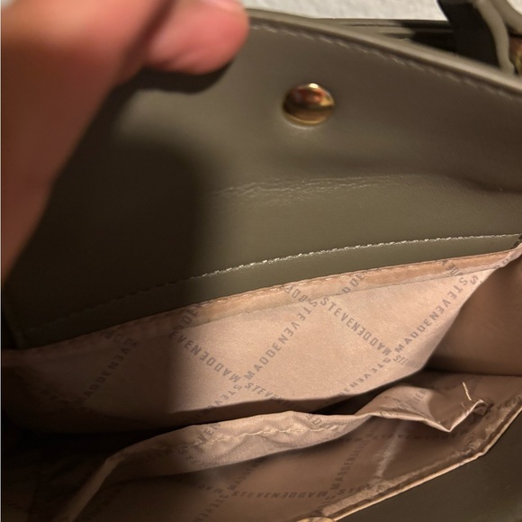 Steve Madden Olive Green Handbag - Picture 3 of 7